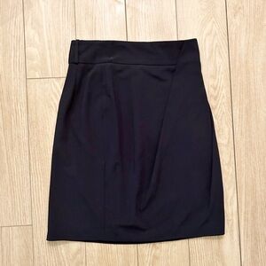 Peter Nygard Petites Black Vintage Pencil Skirt | Fold Over Pleats | Size 6